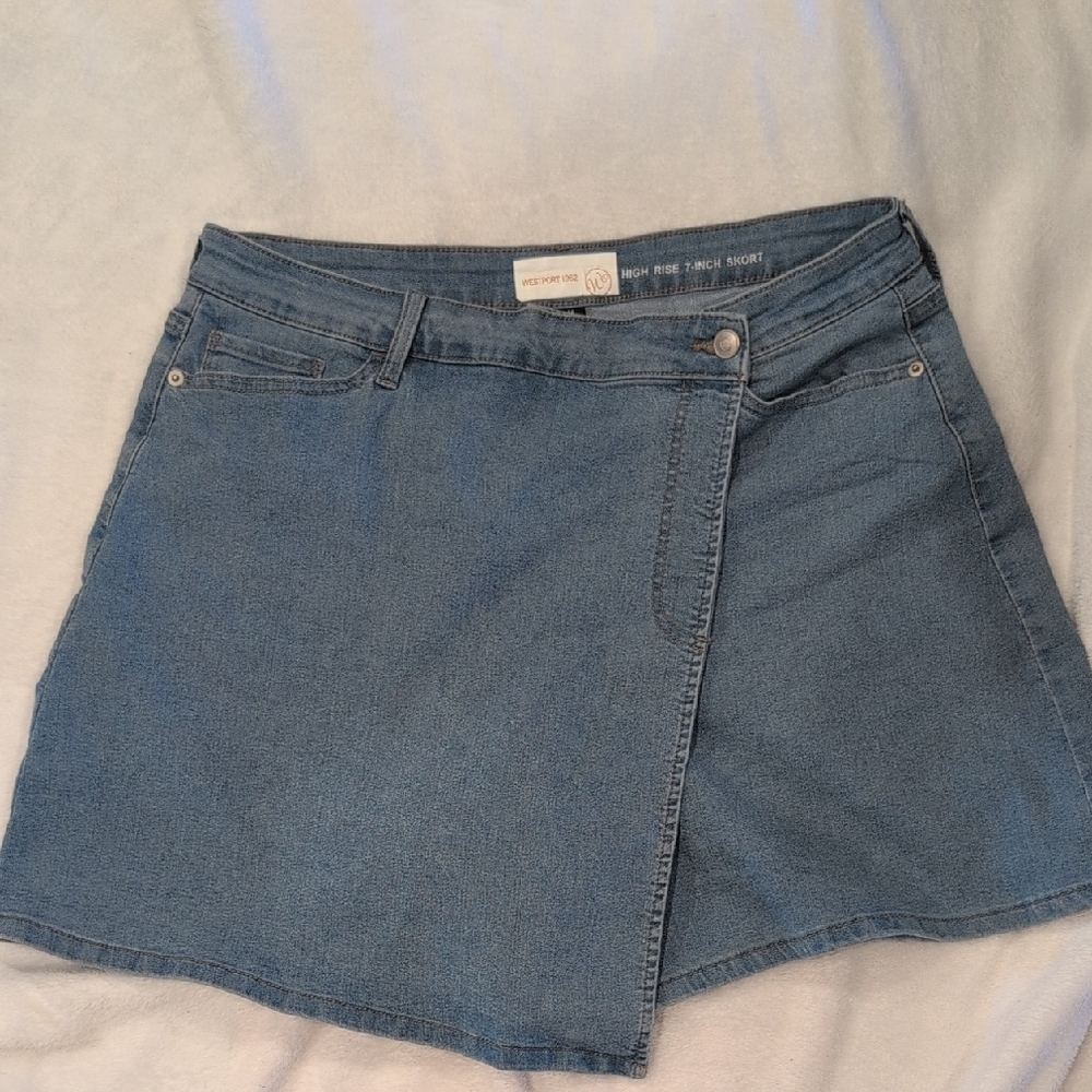 Westport Light Blue High Rise Skort